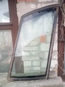 Стекло кузовное боковое Volkswagen