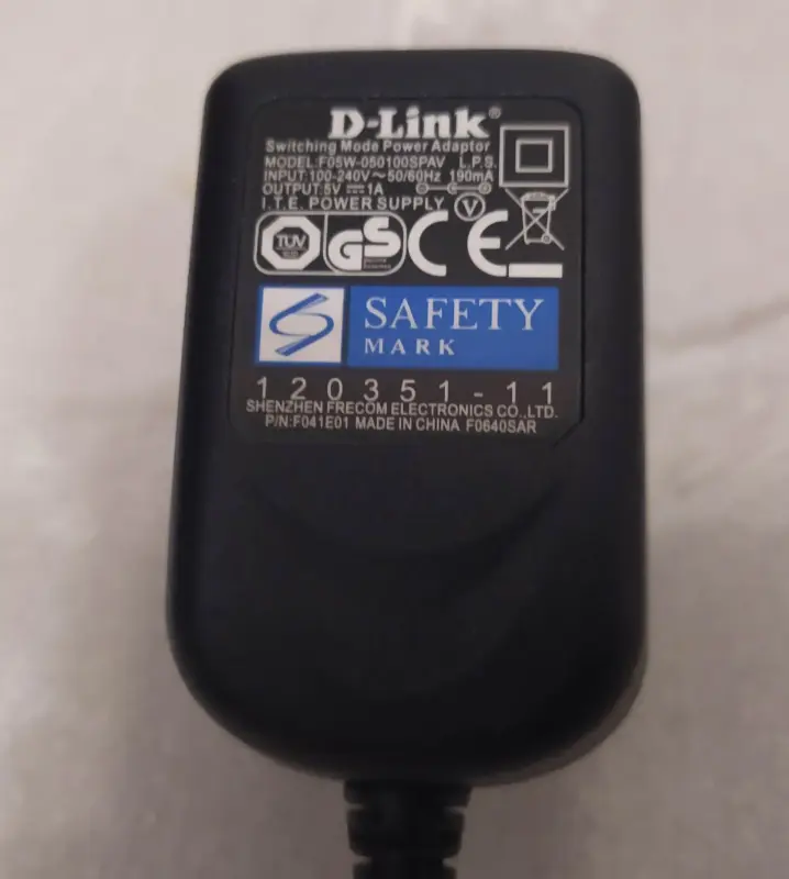 D-Link DES-1024A модем