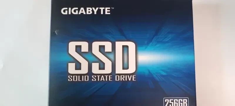 SSD диск Gigabyte 256 gb