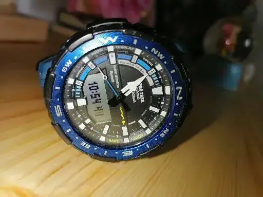 Casio protrek часы