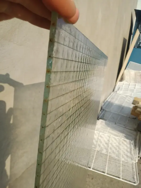 Окна - Стекло армированное 6мм, б\у, 4мм не арм. новое - Круглое Стекло армированное 6мм, б\у, 4мм не арм. новое - Круглое - 105241 - Доска объявлений Kupika.by