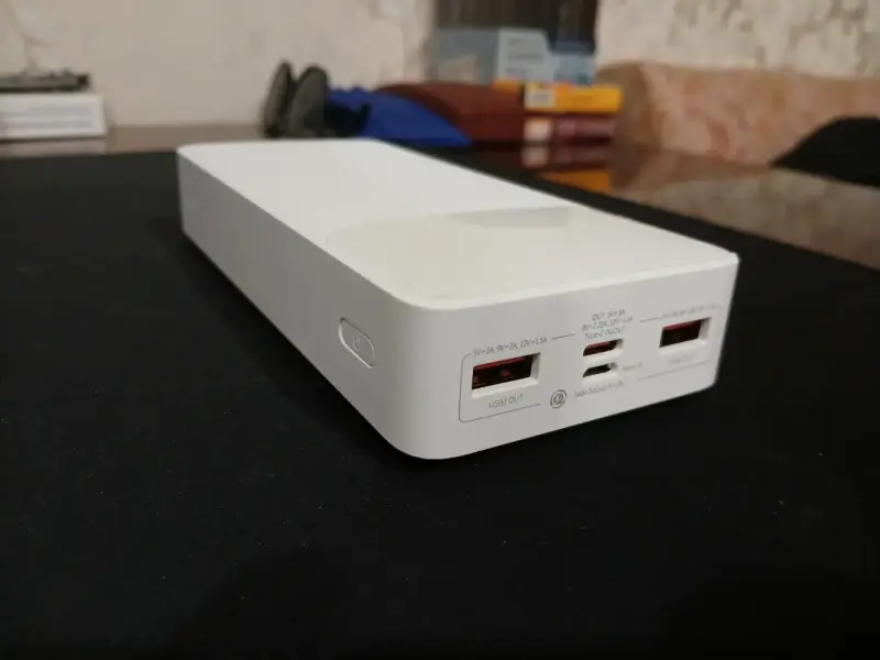 Продам Power Bank BASEUS PPBD050302 White аккумулятор