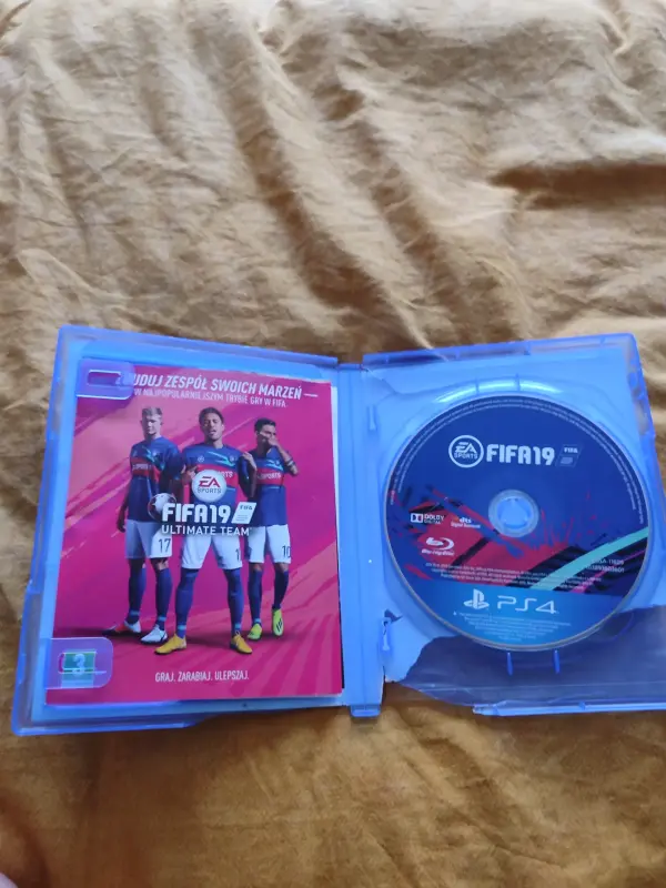 Диск игры Fifa 19