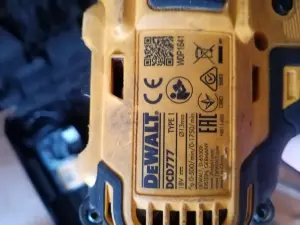 Шуруповерт DeWalt