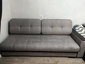Диван