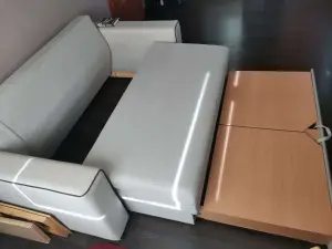 Диван