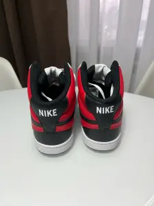 кроссовки Nike original