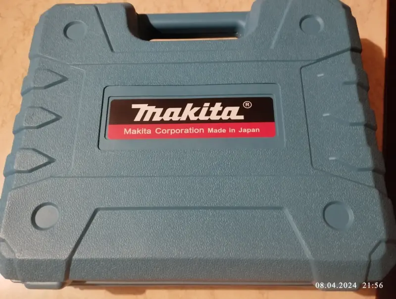 Шуруповёрт Makita