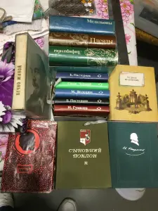 Книги , миниатюры( книжки и тд), собрания, тома