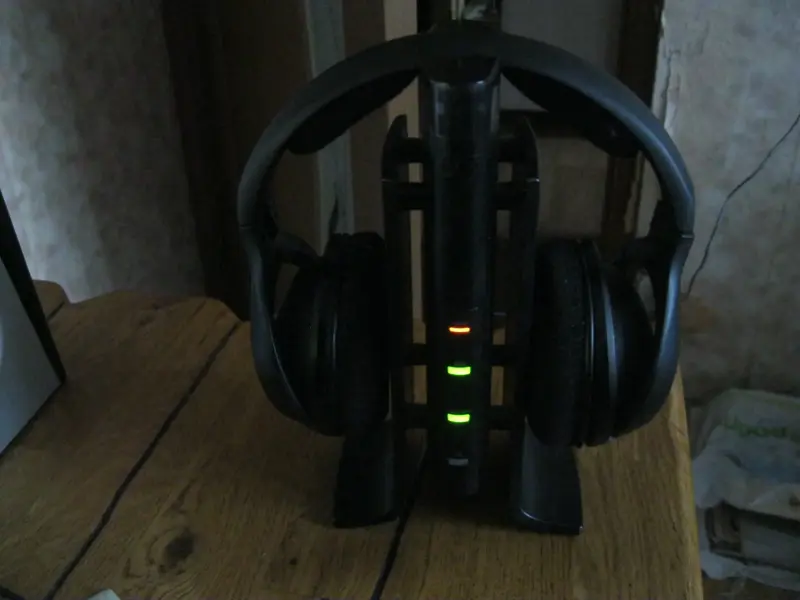 Наушники Sennheiser HDR 170