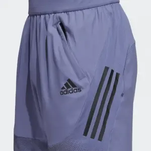 Мужские тренировочные шорты  ADIDAS AERO WARRI SHO