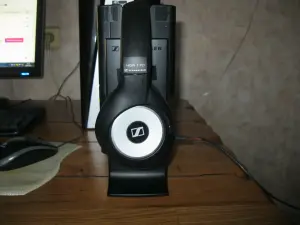 Наушники Sennheiser HDR 170