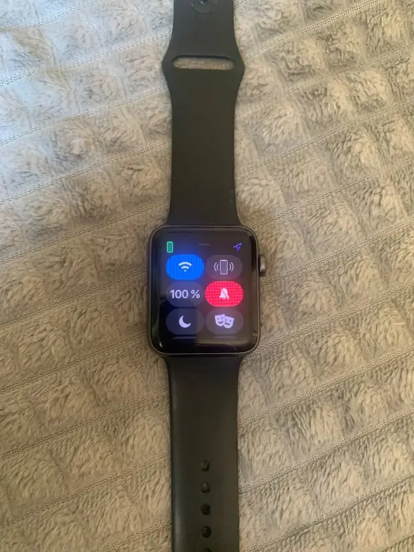 Apple Watch 3 умные часы