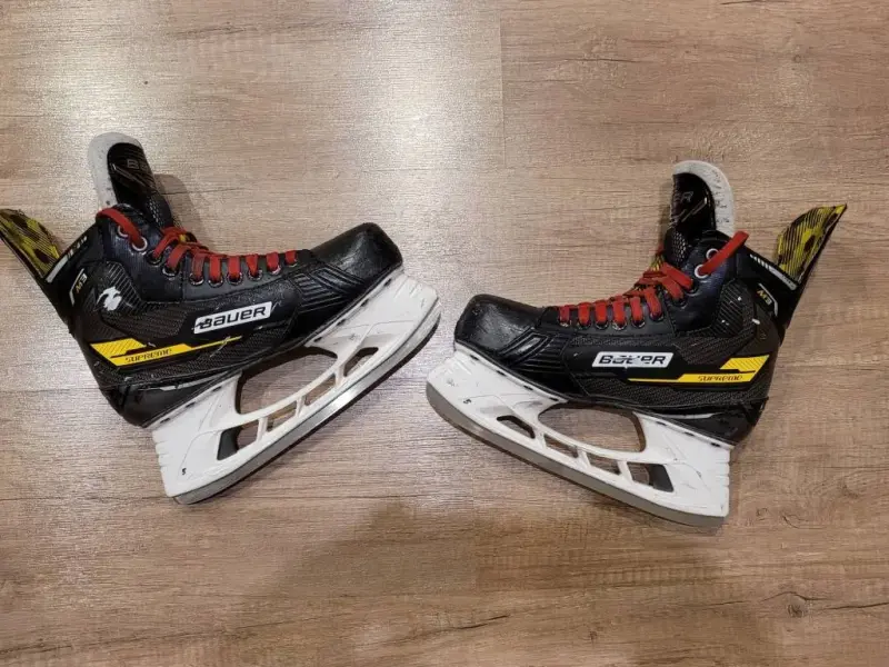 Хоккейные коньки BAUER SUPREME М3 р-р 7D