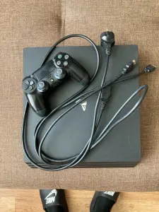 Sony PlayStation 4 Pro приставка