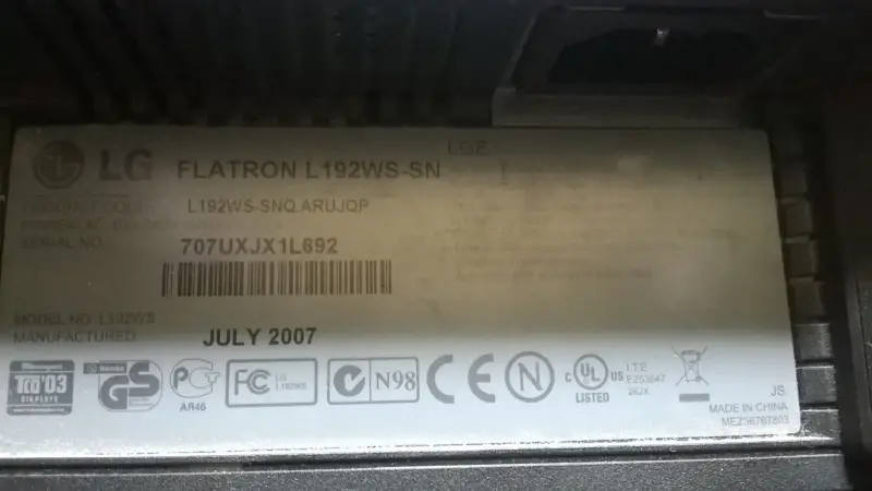 LCD ЖК-Монитор TFT 19 LG FLATRON L192WS