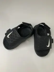 Босоножки nike