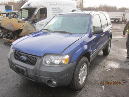 Б/У запчасти Ford Escape 2001-2006 с доставкой