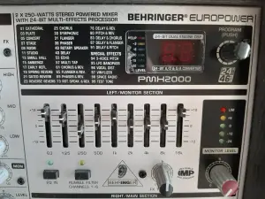 усилитель Behringer