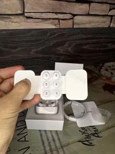 AirPods Pro наушники