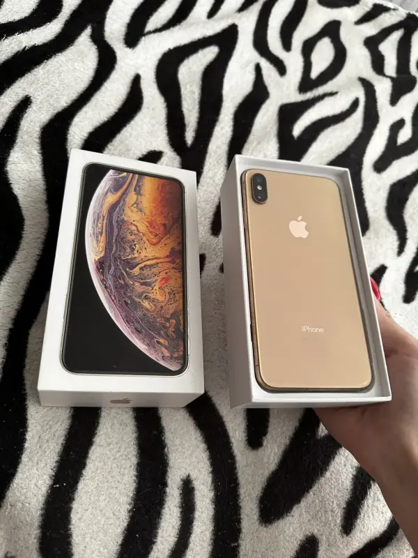 iPhone XS Max Gold