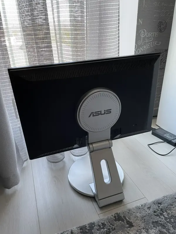 Монитор ASUS pw201