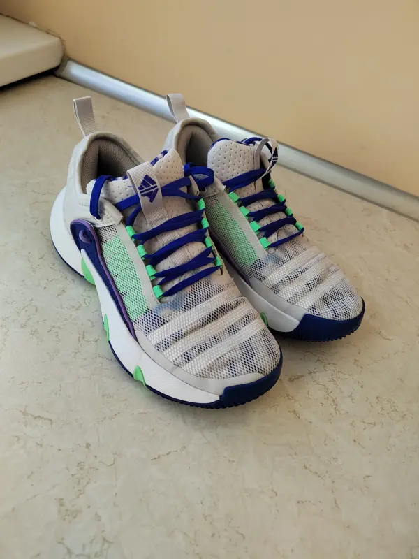 Кроссовки Adidas 36 размер