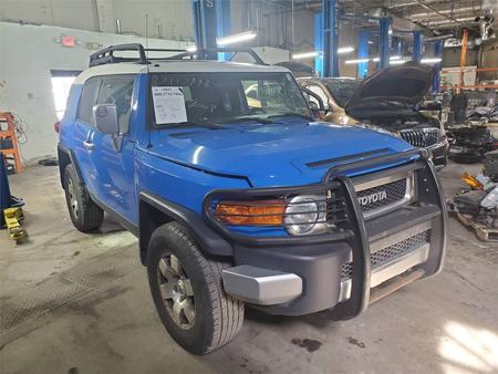 Б/У запчасти Toyota FJ Cruiser с доставкой