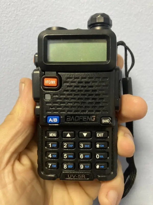 Рация baofeng uv-5r