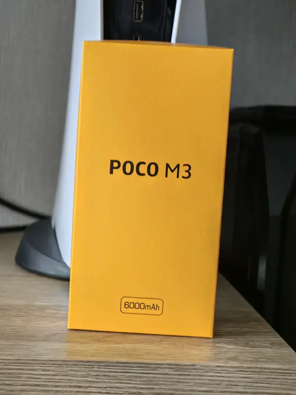 Смартфон Poco M3