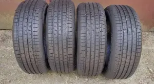 Шины DUNLOP 215/60 R16 12/2023 года (4 шт.)