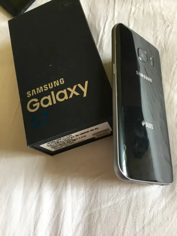 Samsung galaxy S7, cм фото