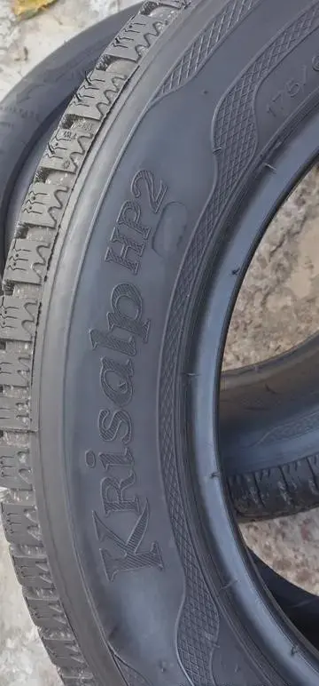 Зимние шины 175/65 R14 KLEBER (4 шт.)