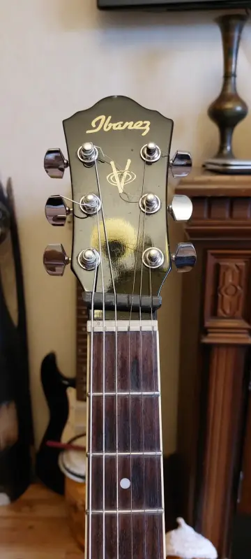 Продаю! Гитара электроакустическая Ibanez v70ce-bk-27-03