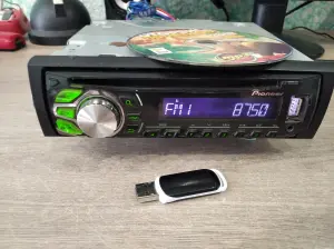 Магнитола  CD MP3 USB PIONEER