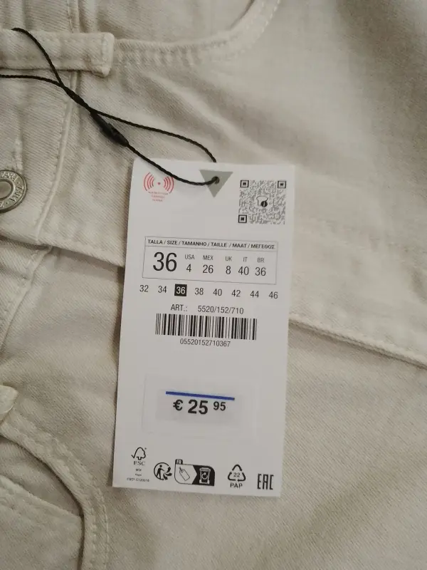 Джинсы Zara