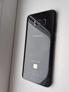 Смартфон Samsung Galaxy S8+