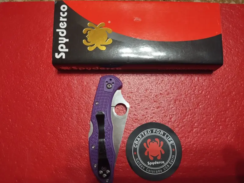 Нож Spyderco delika 4