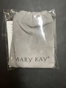 Подвеска с кулоном Mary Kay