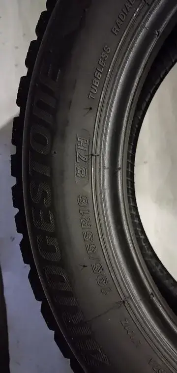 Зимняя резина BRIDGESTONE 195/55 R16 (2 шт.)