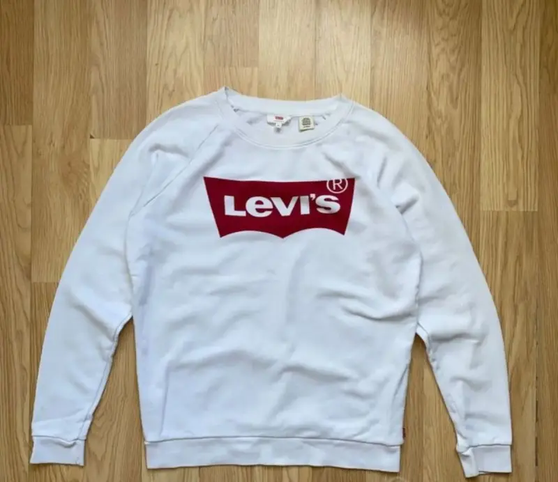 Кофты Levi's и The North Face