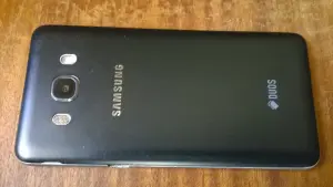 Мобильный Телефон (Смартфон) Samsung Galaxy J5 (2016) SM-J510F/DS