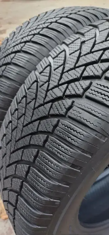 Зимняя резина BRIDGESTONE 215/60 R16 (2 шт.)