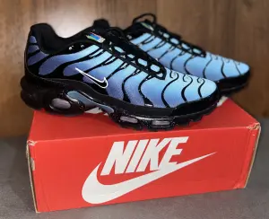 Кроссовки nike tn,salomon