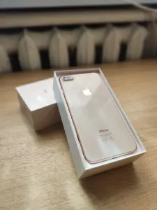 Смартфон Apple iPhone 8 Plus 64 гб