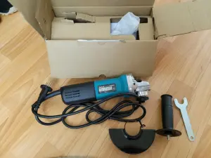 УШМ,Болгарка Makita 9558NH