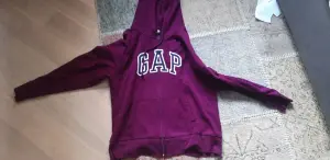 Кофта GAP