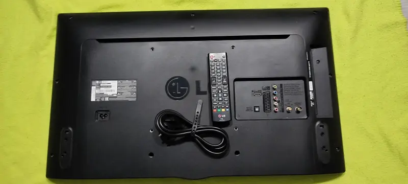 Телевизор LG 32LB561V