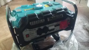 Бензогенератор makita 5.5кв.