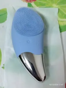 Силиконовая щеточка-массажер для лица Sonic Facial Brush BR-020